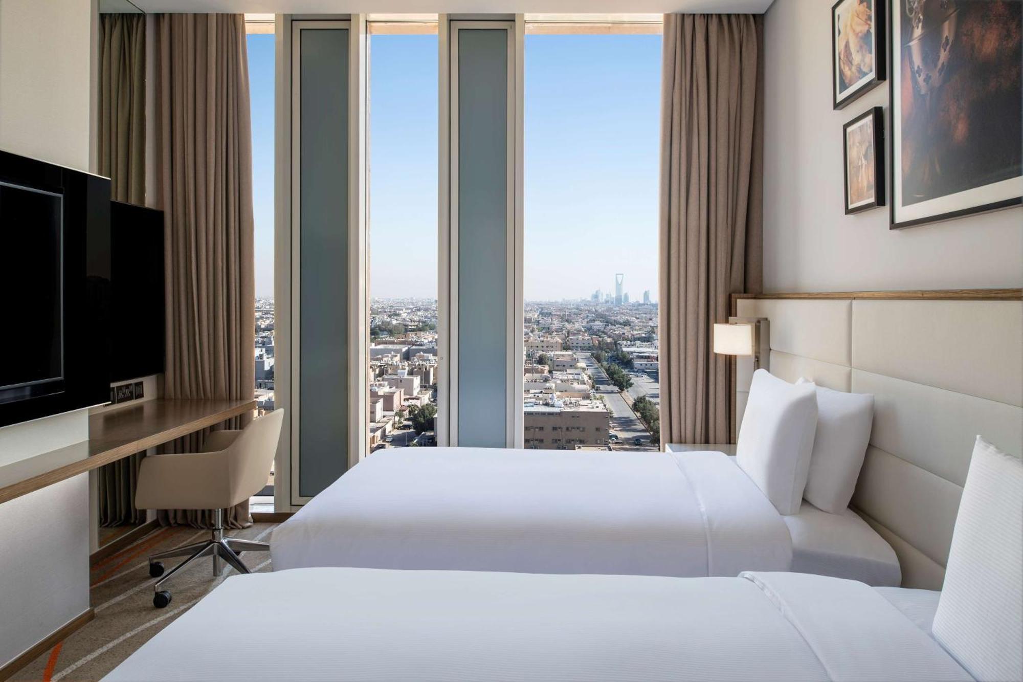 Doubletree Suites By Hilton - Riyadh Financial District ภายนอก รูปภาพ