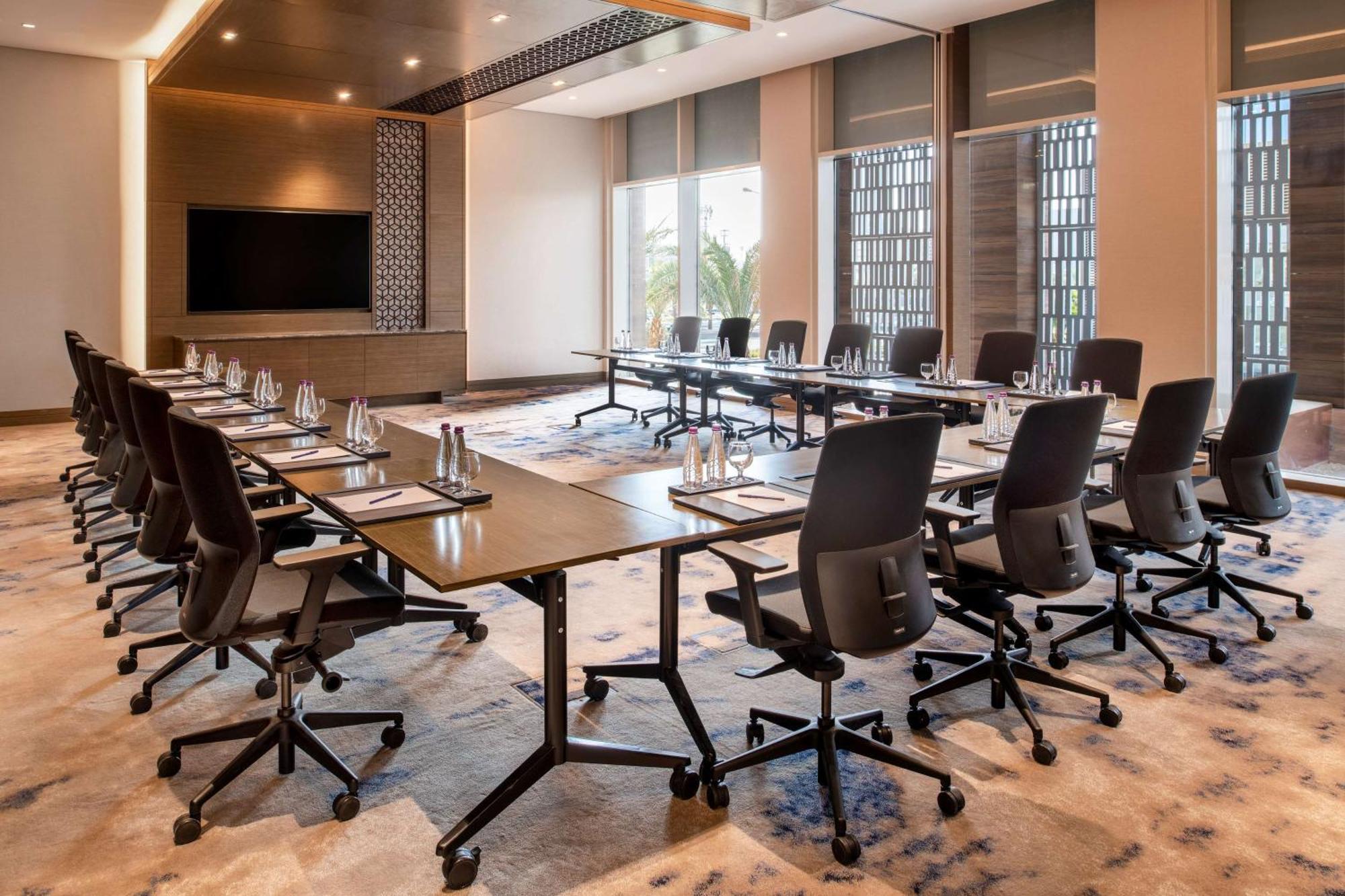 Doubletree Suites By Hilton - Riyadh Financial District ภายนอก รูปภาพ